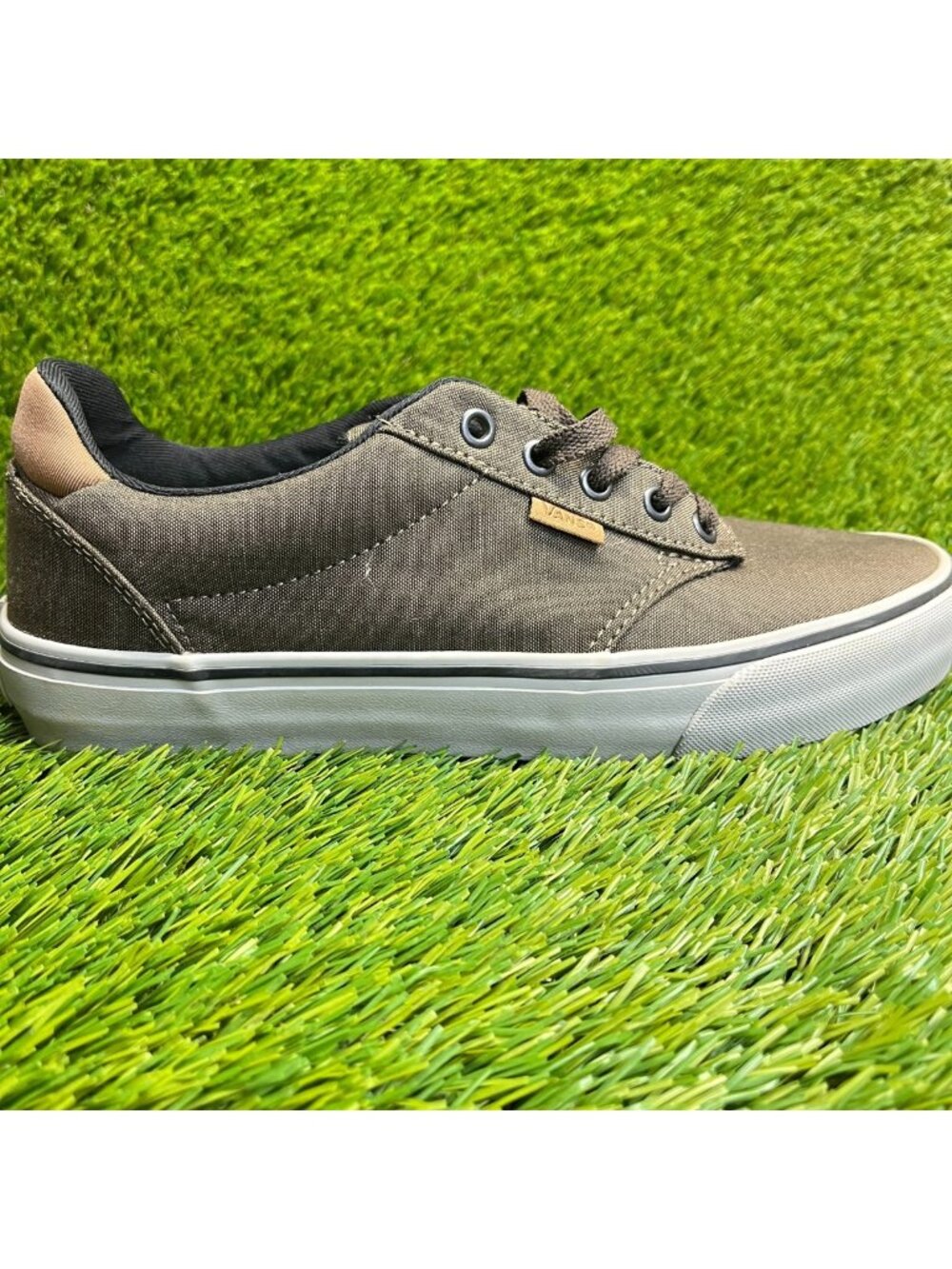 Vans Atwood DX Low Mens Size 9 Brown Gray Athletic Walking Skate Shoes Sneakers